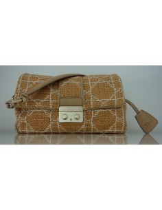 SAC DIOR NEW LOCK EDITION...