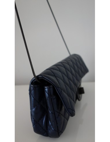 SAC CHANEL 2.55 BAGUETTE BLEU METALLIQUE SAC CHANEL 2.55 BAGUETTE BLEU METALLIQUE