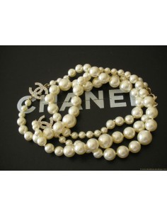 SAUTOIR CHANEL EN PERLES...