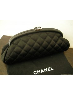 POCHETTE CHANEL SATIN NOIR...
