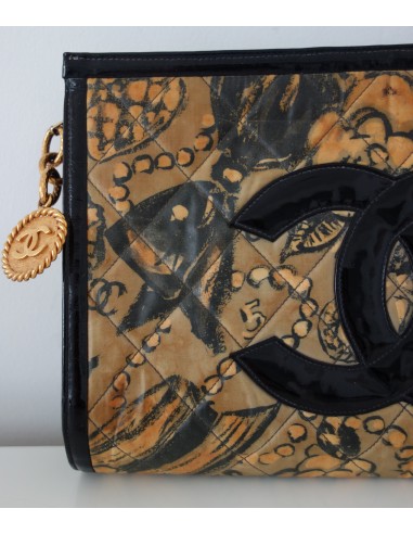 TROUSSE / POCHETTE CHANEL MEDAILLON... TROUSSE / POCHETTE CHANEL MEDAILLON...