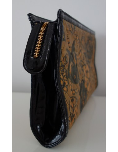 TROUSSE / POCHETTE CHANEL MEDAILLON... TROUSSE / POCHETTE CHANEL MEDAILLON...