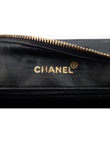 TROUSSE / POCHETTE CHANEL MEDAILLON... TROUSSE / POCHETTE CHANEL MEDAILLON...