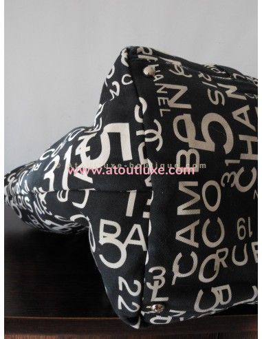 SAC CHANEL TOILE NOIR ET BLANC XXL