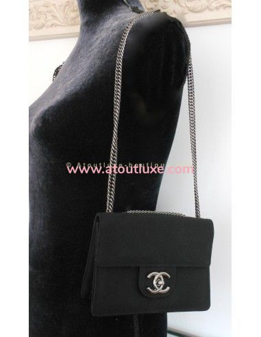 SAC CHANEL MINI TIMELESS NOIR