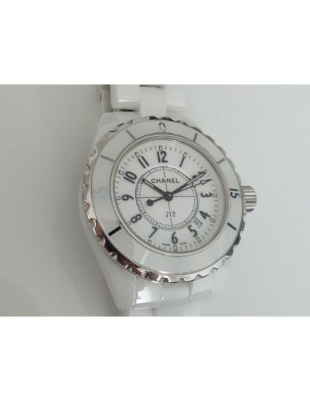 MONTRE CHANEL J12 33MM BLANCHE