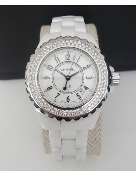 MONTRE CHANEL J12 FULL DIAMANTS POUR DAME