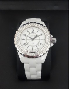 MONTRE CHANEL J12 FULL DIAMANTS POUR DAME