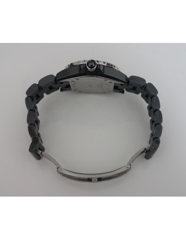 MONTRE CHANEL J12 33mm FULL DIAMANTS MONTRE CHANEL J12 33mm FULL DIAMANTS