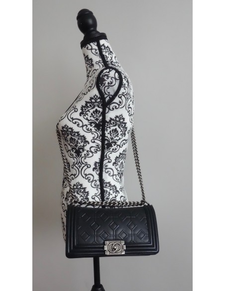 SAC CHANEL BOY CUIR NOIR