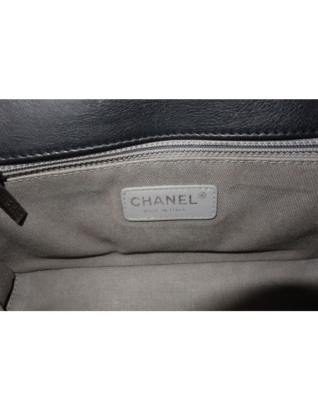 SAC CHANEL BOY CUIR NOIR