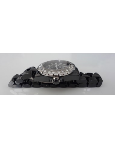MONTRE CHANEL J12 33MM FULL DIAMANTS MONTRE CHANEL J12 33MM FULL DIAMANTS