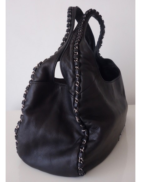 Sac Chanel Hobo cuir noir