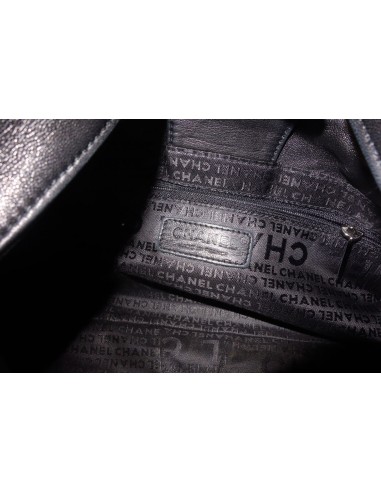 Sac Chanel Hobo cuir noir Sac Chanel Hobo cuir noir