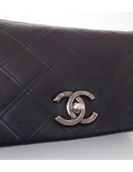 Sac Chanel cuir noir