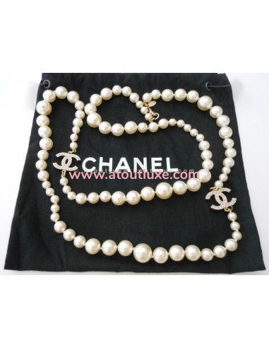 COLLIER / SAUTOIR CHANEL EN PERLES COLLIER / SAUTOIR CHANEL EN PERLES