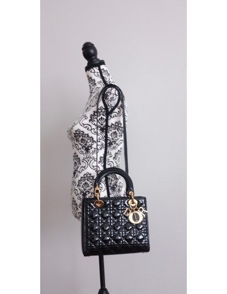 SAC LADY DIOR MEDIUM VERNI