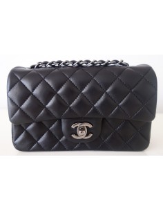 Sac Chanel Classique noir Pm