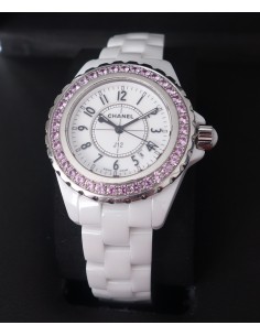 Montre Chanel J12 saphirs...