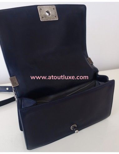 Sac Chanel Boy bleu marine Sac Chanel Boy bleu marine