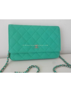 POCHETTE / SAC CHANEL VERT...