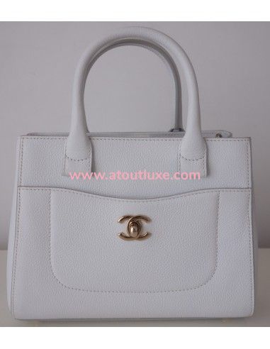 Sac Chanel petit shopping blanc Sac Chanel petit shopping blanc