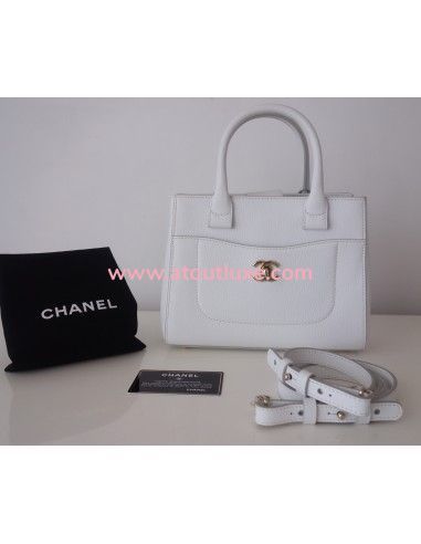 Sac Chanel petit shopping blanc Sac Chanel petit shopping blanc
