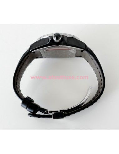 Montre Chanel J12 33mm Montre Chanel J12 33mm