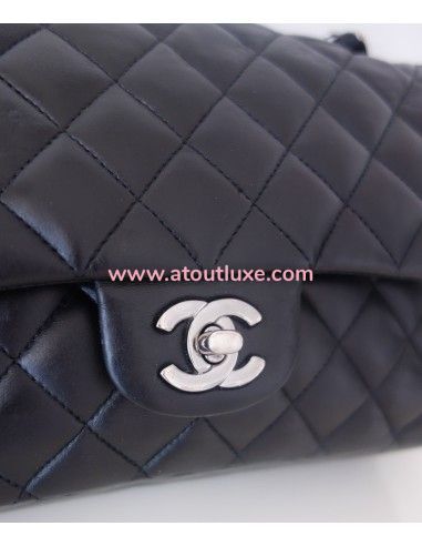 Sac Chanel Classique médium Sac Chanel Classique médium