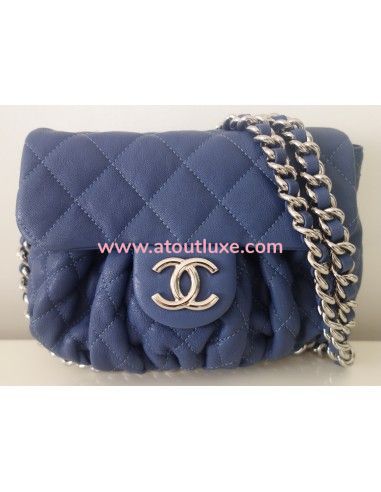 Sac Chanel chain around