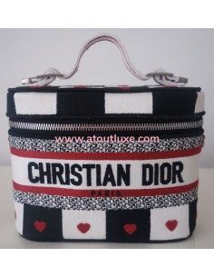 Vanity Dioramour Dior 2