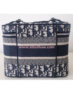 Vanity Diortravel Oblique 2