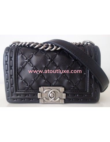 Sac Chanel Boy cuir noir