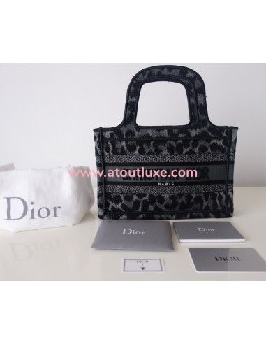 Sac mini Dior Book Tote Sac mini Dior Book Tote