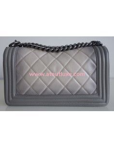 Sac Chanel Boy gris 2