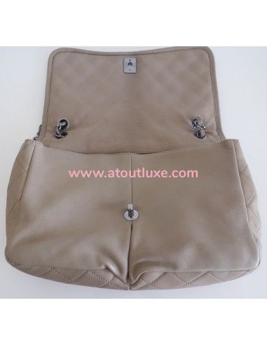 Sac Chanel Classique beige Sac Chanel Classique beige