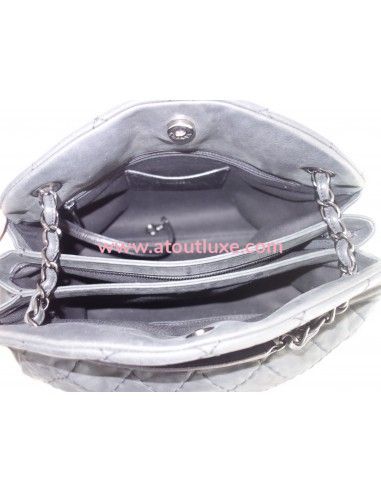 sac Chanel Mademoiselle cuir noir sac Chanel Mademoiselle cuir noir