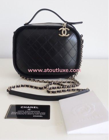 Sac Chanel vanity Sac Chanel vanity