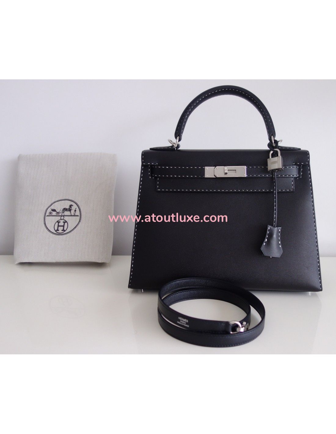 Hermes Kelly 28 Bag Black Un Point Sur Deux Veau Graine Monsieur