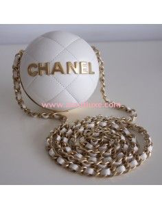 Minaudière sphère Chanel 2