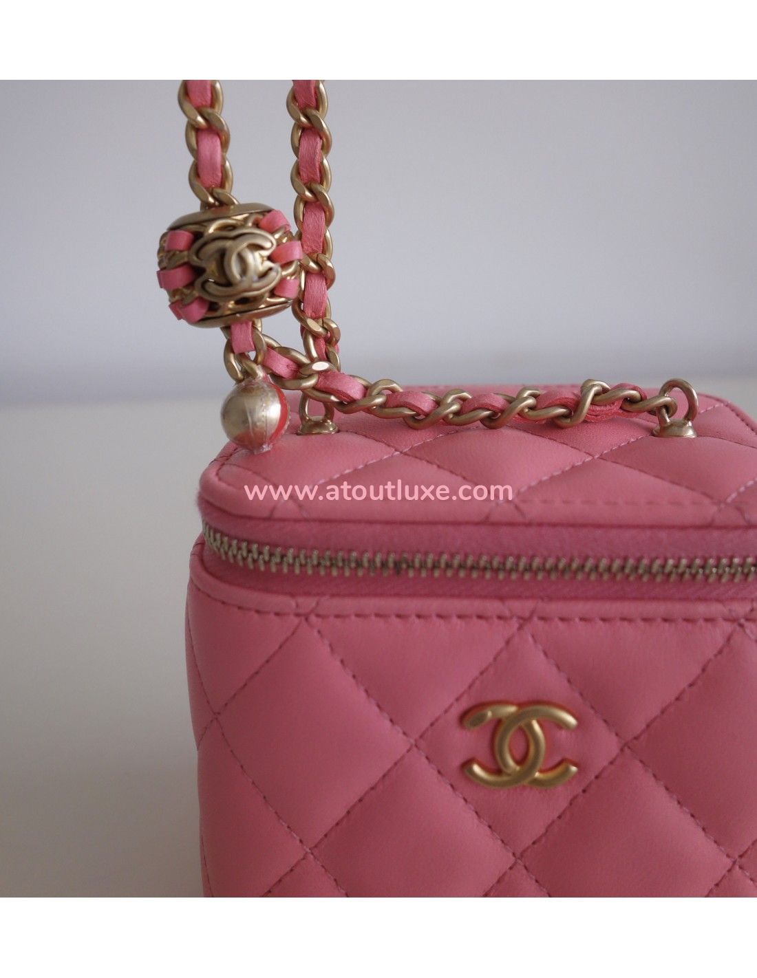 Mini pochette Chanel classique rose