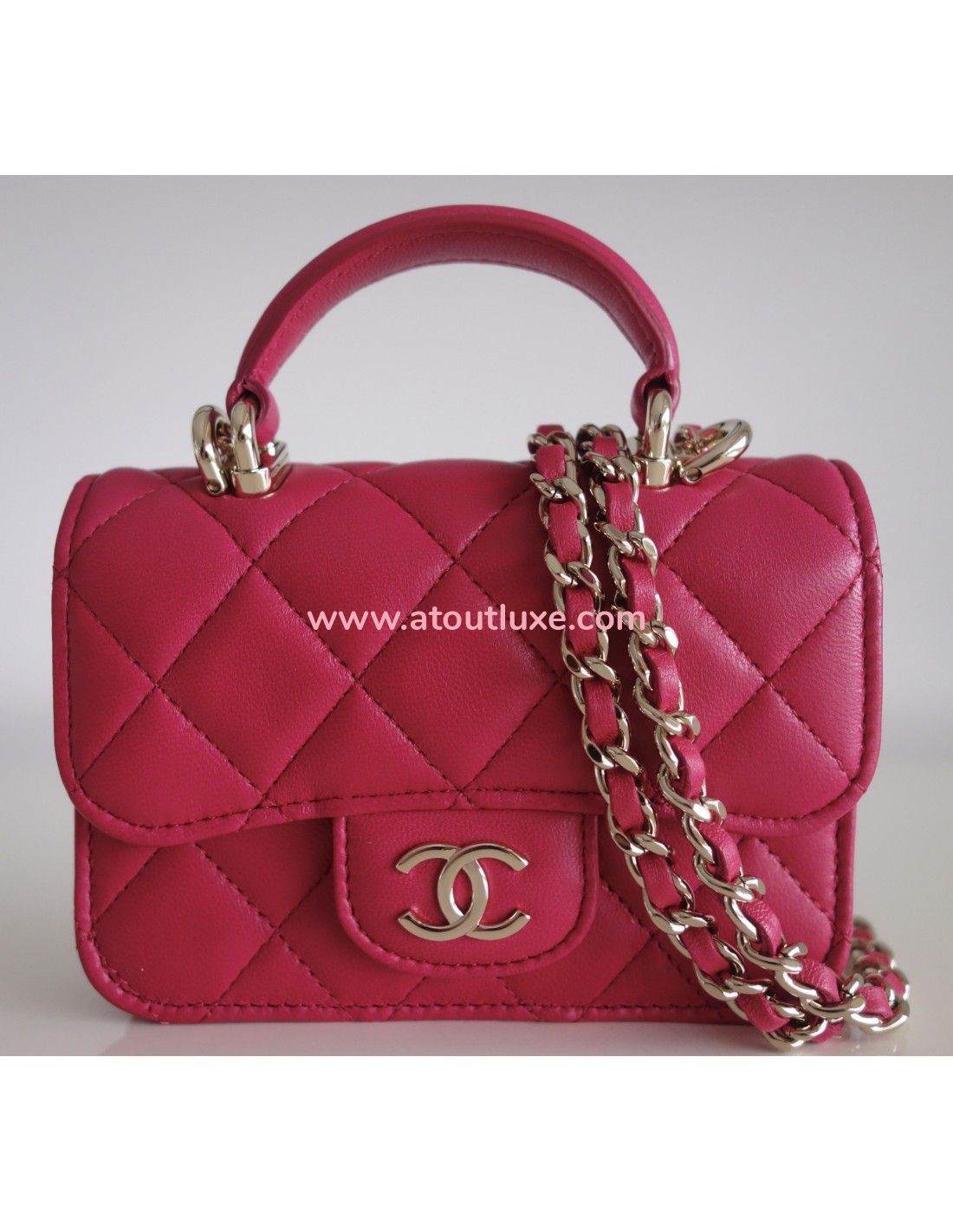 Pochette Chanel Timeless Rouge - Excellent état - Occasion