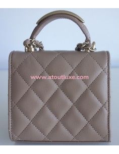 Mini sac Chanel classique... 2
