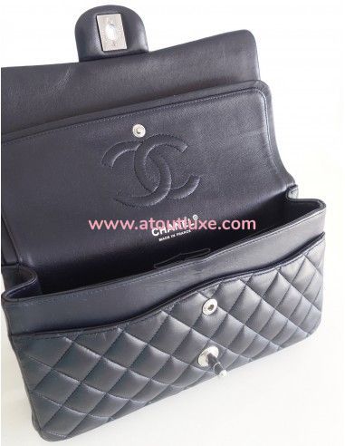 Sac Chanel classique médium Sac Chanel classique médium