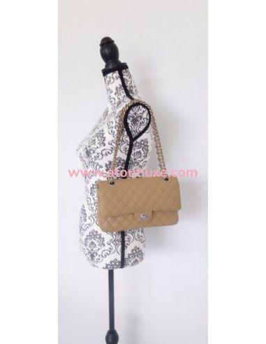 Sac Chanel Classique beige médium Sac Chanel Classique beige médium