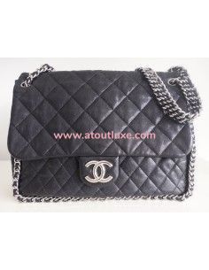 Sac Chanel chain around
