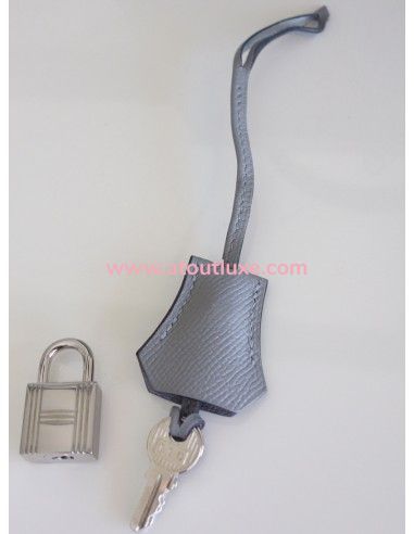 Sac Hermes Kelly 25 gris mouette Sac Hermes Kelly 25 gris mouette