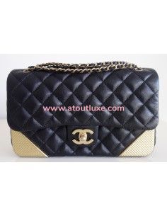 micro sac a main pochette ceinture chanel en cuir