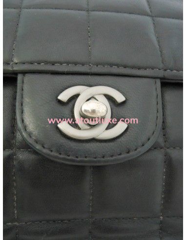 SAC CHANEL BAGUETTE AGNEAU NOIR SAC CHANEL BAGUETTE AGNEAU NOIR