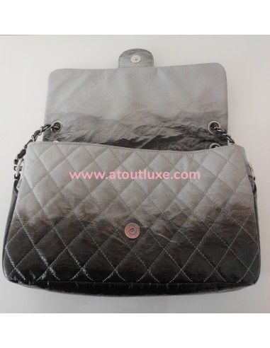 SAC CHANEL GRAND MODÈLE "TIE AND DYE" SAC CHANEL GRAND MODÈLE "TIE AND DYE"